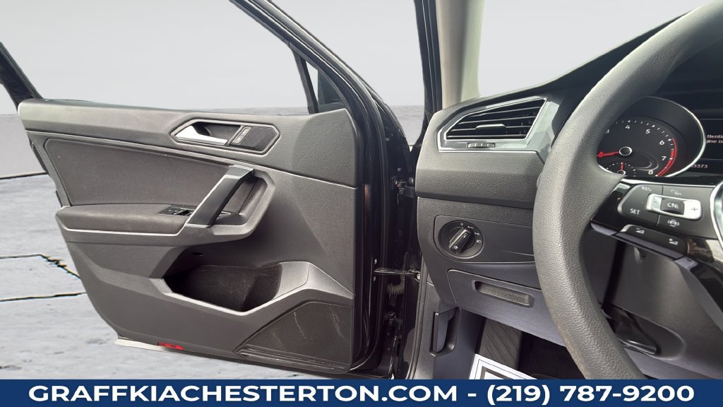 Used 2020 Volkswagen Tiguan S FWD image 26