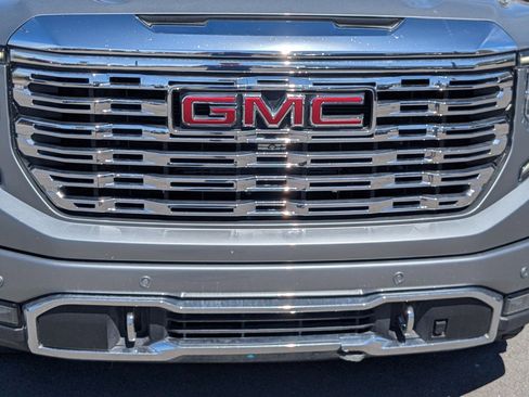 Used 2023 GMC Sierra 1500 Denali w/ Technology Package image 10