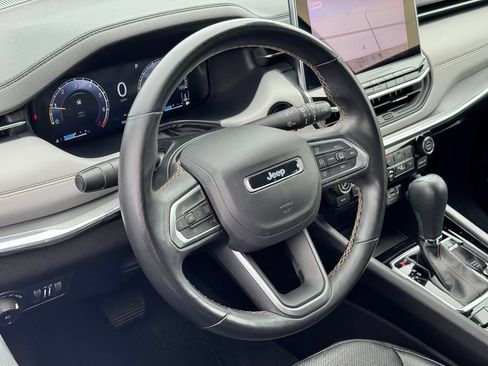 Used 2022 Jeep Compass Limited w/ Elite Group AWD/4WD image 20