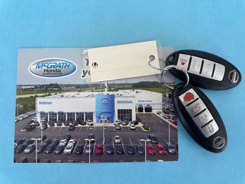 Used 2010 Nissan Maxima 3.5 SV w/ Sport Pkg image 4