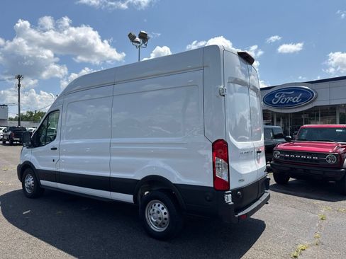 Used 2023 Ford Transit 250 148 High Roof AWD w/ Load Area Protection Package image 11