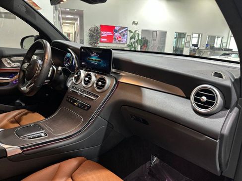 Used 2021 Mercedes-Benz GLC 300 4MATIC Coupe image 57