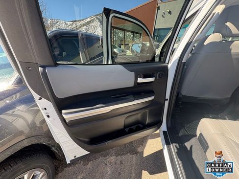 Used 2017 Toyota Tundra Limited w/ Limited Premium Package image 29