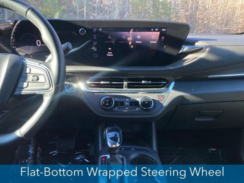 Used 2024 Buick Envista Preferred w/ Convenience I Package image 25