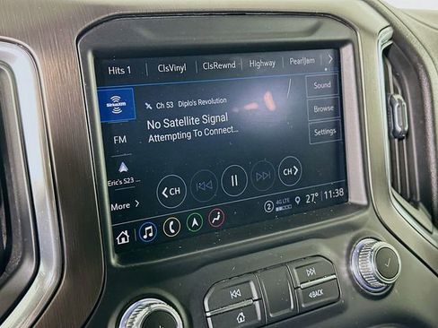 Used 2021 GMC Sierra 2500 AT4 w/ AT4 Premium Plus Package image 16