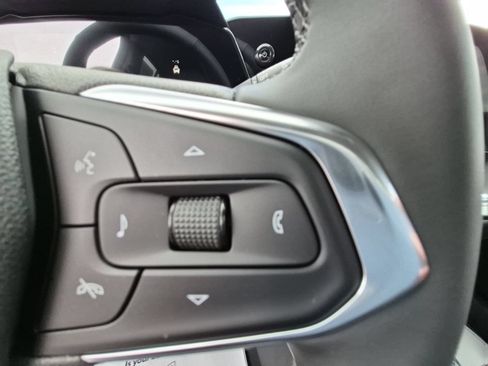 New 2026 Chevrolet Trax ACTIV FWD image 18