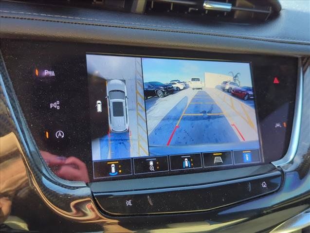 Used 2023 Cadillac XT6 Sport w/ Technology Package AWD/4WD image 19