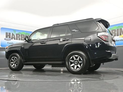 Used 2024 Toyota 4Runner TRD Off-Road Premium image 20