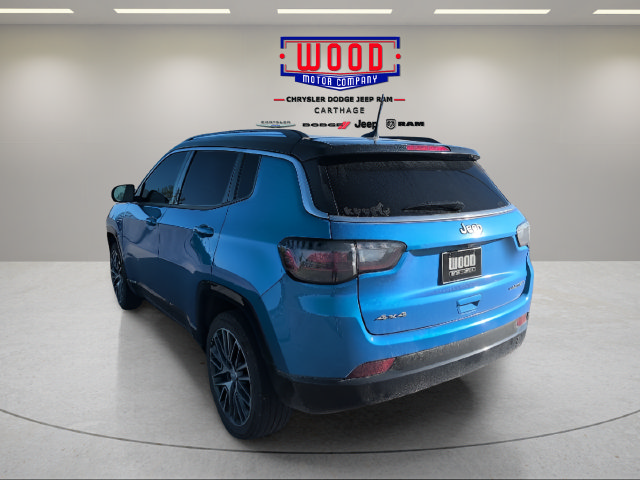 Used 2022 Jeep Compass Limited w/ Elite Group AWD/4WD image 5