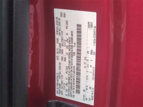 Used 2015 Ford F150 XLT w/ Equipment Group 301A Mid image 26