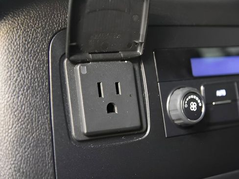 Used 2019 Chevrolet Tahoe LS RWD image 33