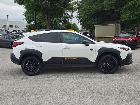 Certified 2025 Subaru Crosstrek 2.5i Wilderness AWD/4WD image 7
