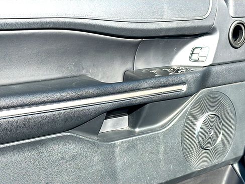 Used 2022 Ford Expedition Max XLT RWD image 16