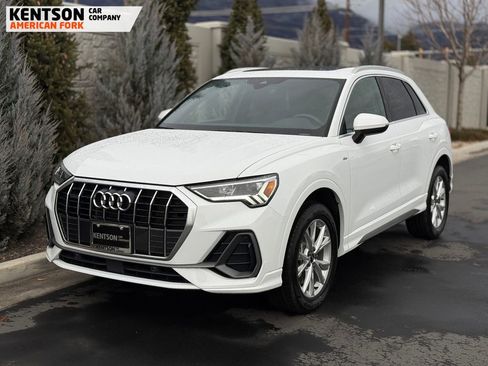 Used 2025 Audi Q3 2.0T Premium image 3