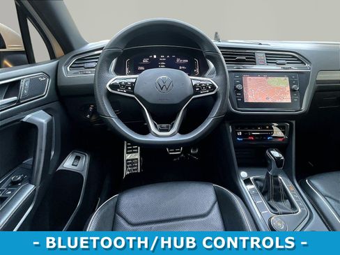 Used 2022 Volkswagen Tiguan SEL R-Line AWD/4WD image 8