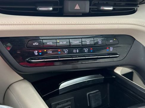 Used 2023 Buick Envision Avenir AWD/4WD image 45