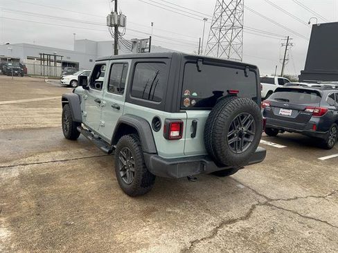 Used 2024 Jeep Wrangler Sport S image 7