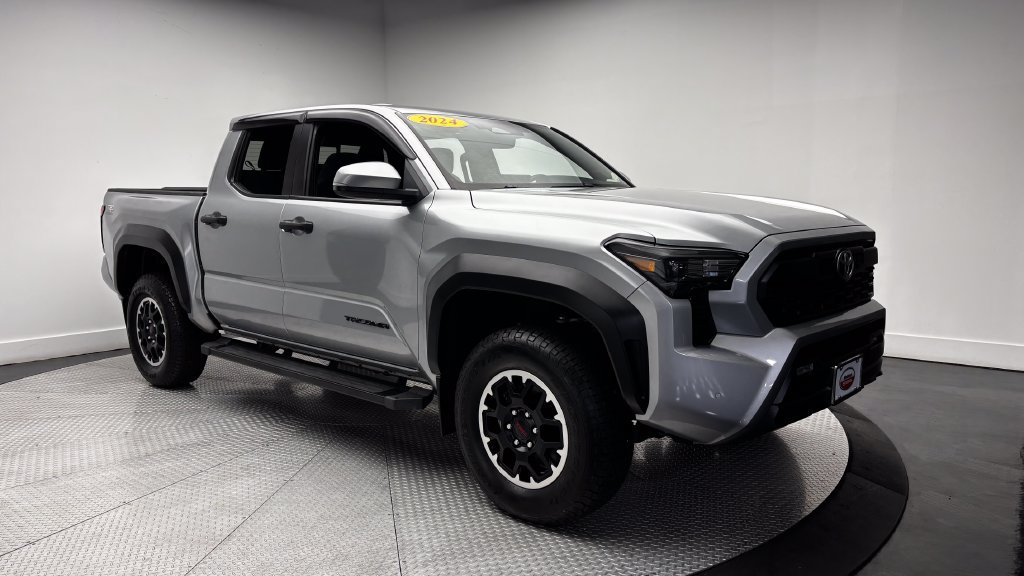 Used 2024 Toyota Tacoma TRD Off-Road w/ TRD Off Road Upgrade Package AWD/4WD image 42