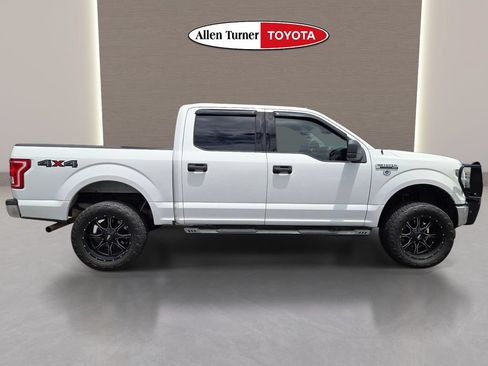 Used 2017 Ford F150 XLT AWD/4WD image 6