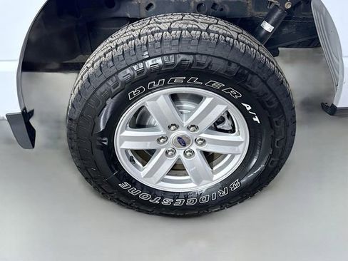 Certified 2021 Ford F150 XLT image 28