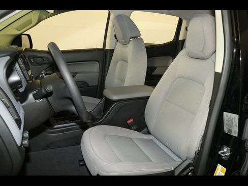 Used 2022 Chevrolet Colorado W/T w/ WT Convenience Package image 3