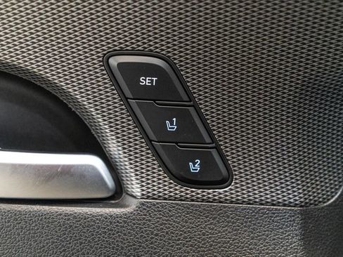 Used 2020 Hyundai Santa Fe Limited AWD/4WD image 21