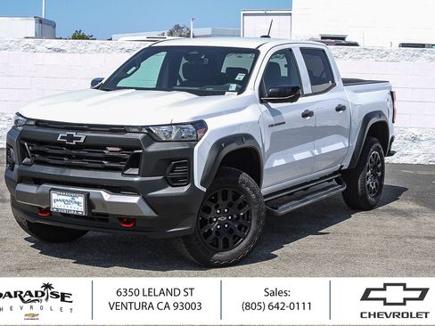 Used 2024 Chevrolet Colorado Trail Boss w/ Technology Package image 1
