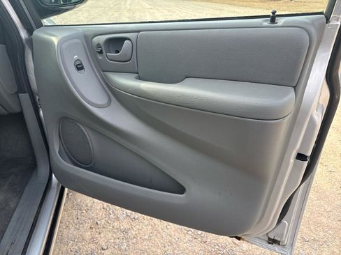 Used 2007 Dodge Grand Caravan SXT image 25