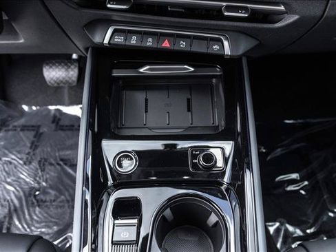 New 2026 Audi Q3 quattro 2.0T AWD/4WD image 19