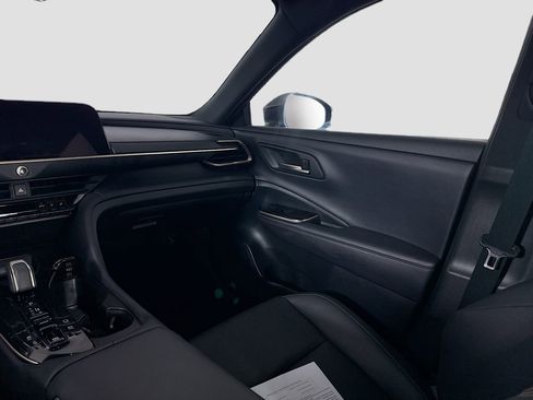 Certified 2026 Toyota Crown XLE image 15