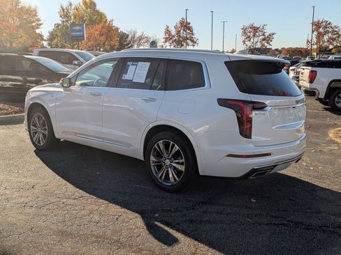 Used 2022 Cadillac XT6 Premium Luxury w/ Technology Package image 6