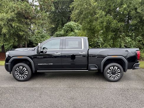 New 2026 GMC Sierra 2500 Denali Ultimate image 17