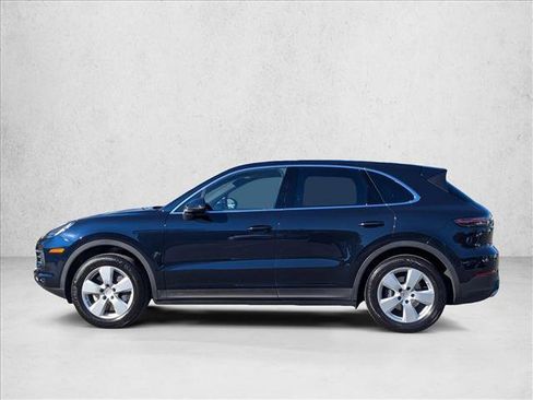 Used 2022 Porsche Cayenne image 9