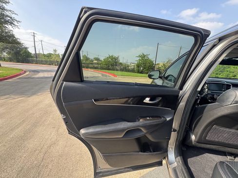 Used 2016 Kia Sorento EX w/ EX Touring Package FWD image 23