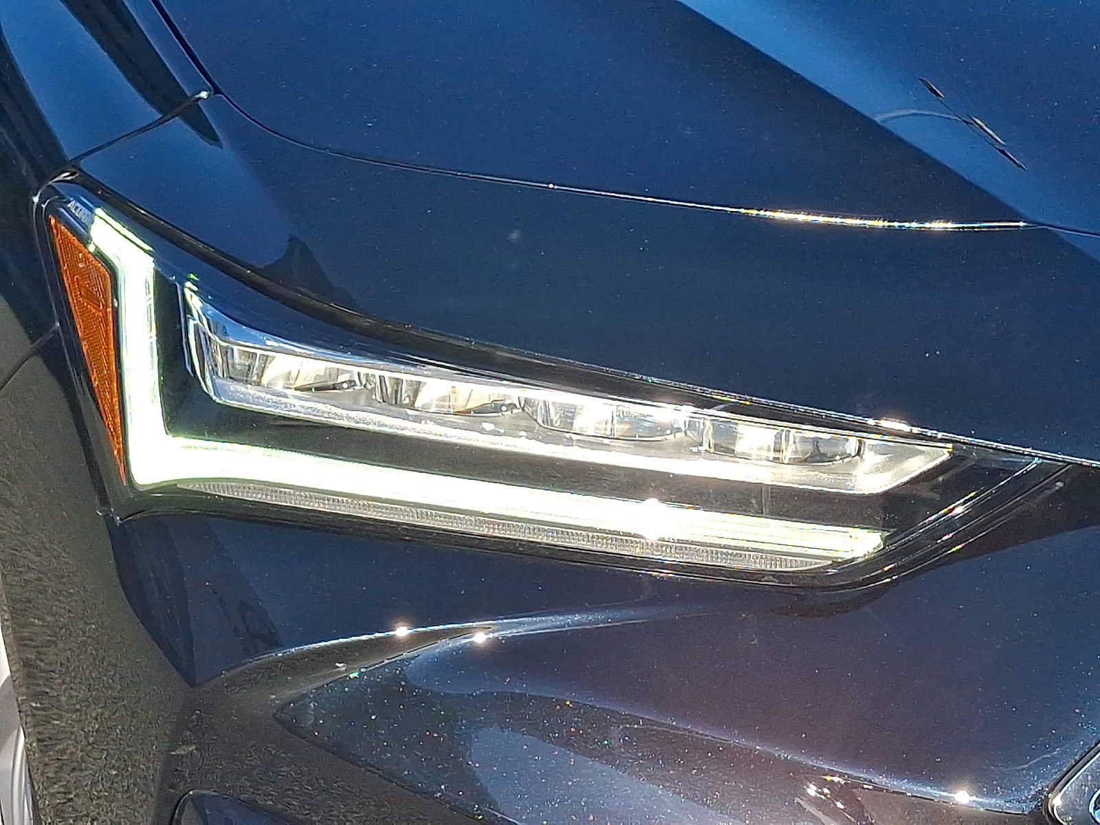 Used 2023 Acura TLX FWD image 9