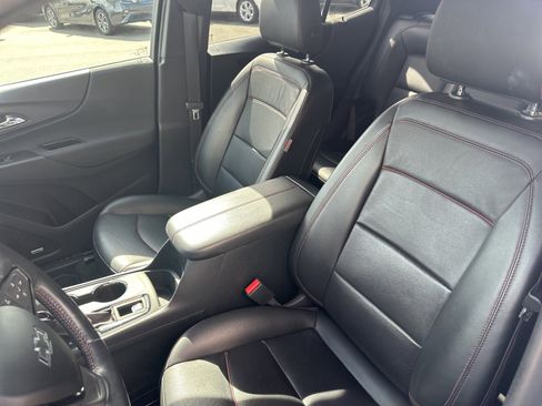 Used 2022 Chevrolet Equinox RS w/ RS Leather Package FWD image 21