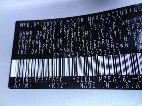 Used 2024 Toyota Corolla LE FWD image 33