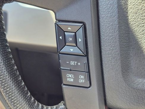 Used 2013 Ford F150 Raptor w/ Luxury Equipment Group AWD/4WD image 37