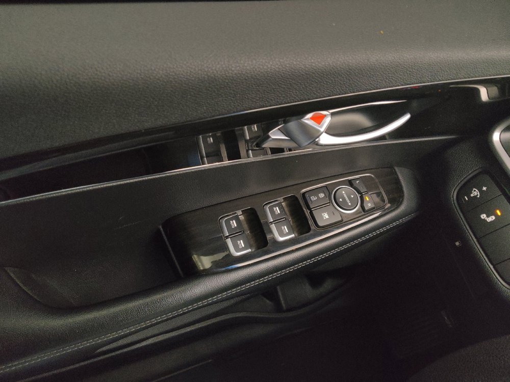 Used 2019 Kia Sorento AWD image 27