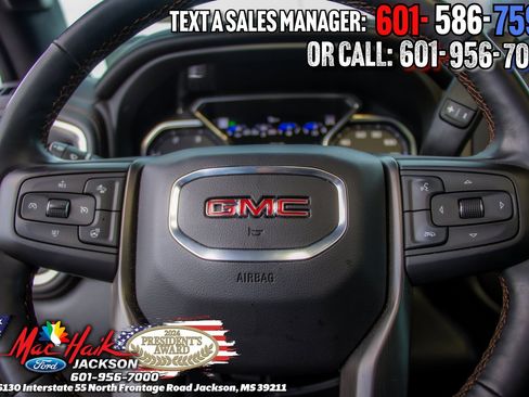 Used 2023 GMC Sierra 2500 AT4 w/ AT4 Premium Plus Package image 14