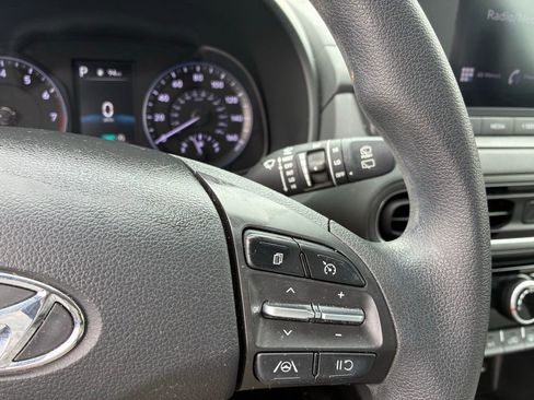 Used 2023 Hyundai Kona SEL image 27
