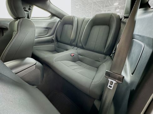 Used 2021 Ford Mustang Coupe image 25