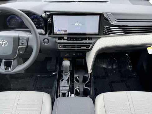 New 2026 Toyota Camry XLE image 15