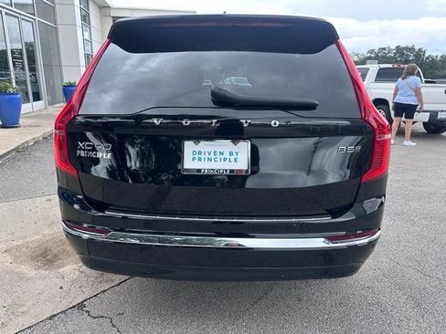 Certified 2023 Volvo XC90 B5 Plus w/ Protection Package Premier AWD/4WD image 6