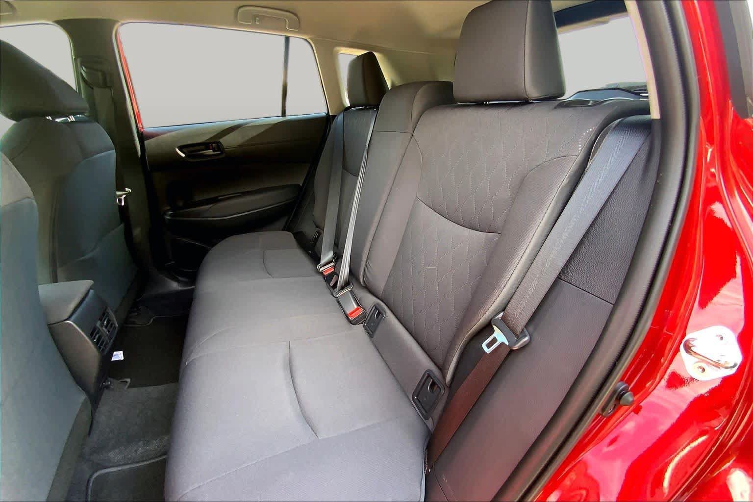 Used 2026 Toyota Corolla Cross LE FWD image 20