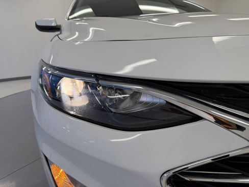 Used 2020 Chevrolet Malibu LS image 45