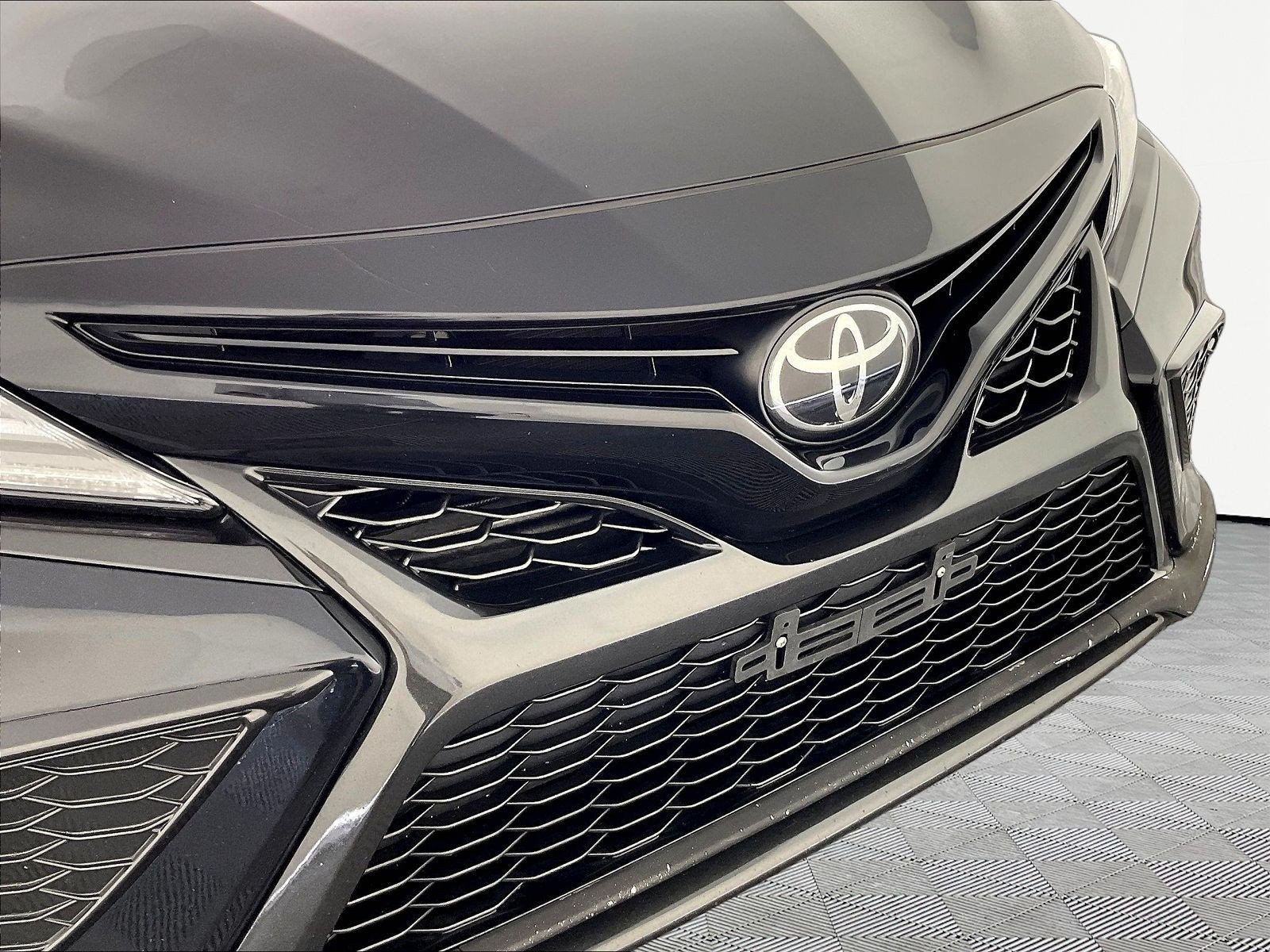 Used 2023 Toyota Camry XSE FWD image 33