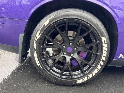 Used 2010 Dodge Challenger SRT8 w/ SRT Option Group II image 18