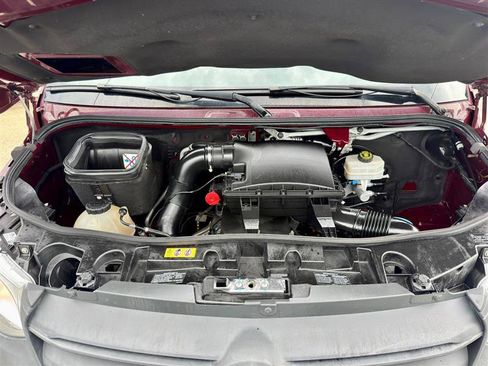 Used 2021 Mercedes-Benz Sprinter 1500 image 21