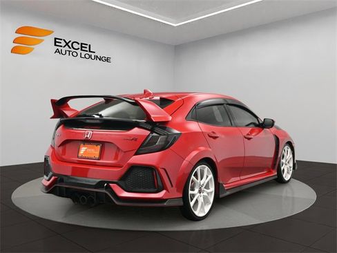Used 2018 Honda Civic Type R image 5